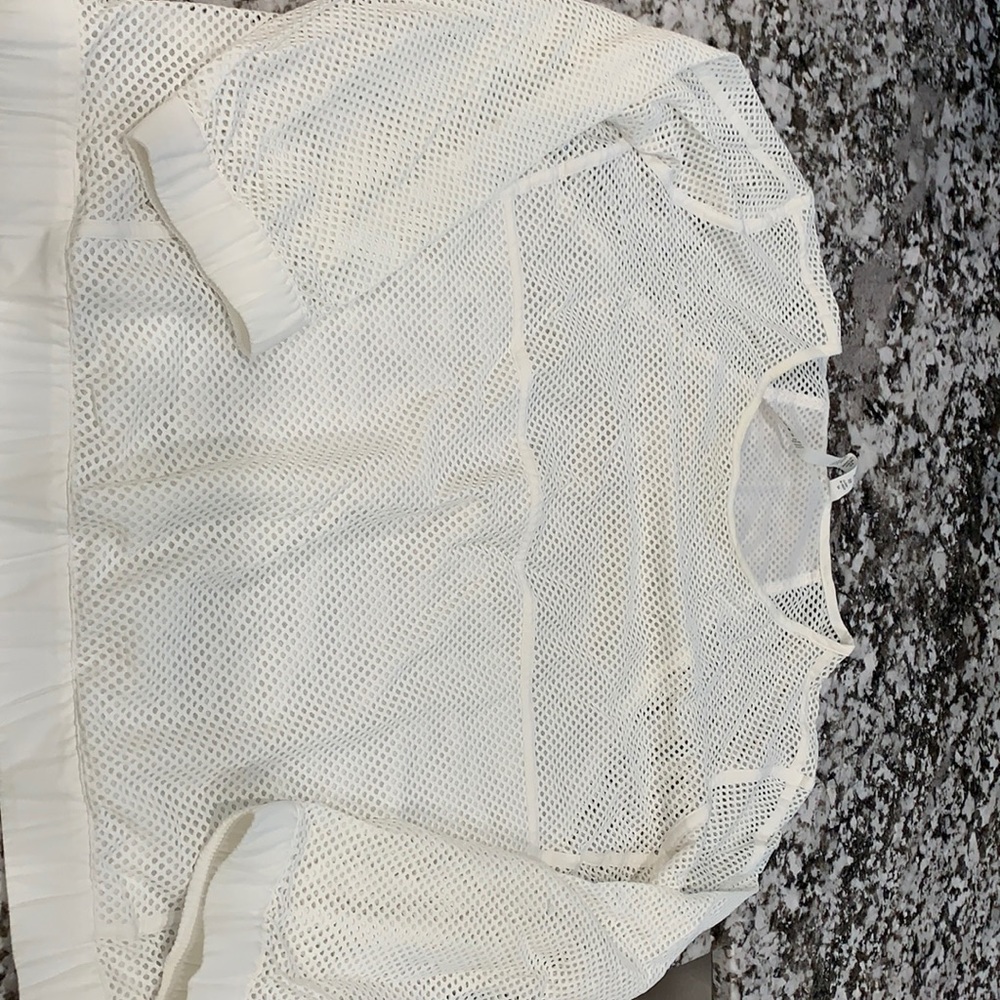 White fishnet lululemon pullover size 12 new